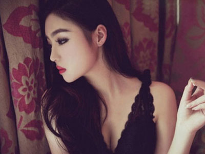 Chị ơi, em không phải là "đồ đàn bà lăng loàn"…
