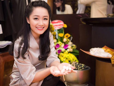 Hình ảnh không được lên sóng của BTV trẻ nhất Thời sự VTV