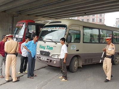 Hà Nội: Từ 2.1.2017, xe khách chạy trái tuyến sẽ bị “nhốt”