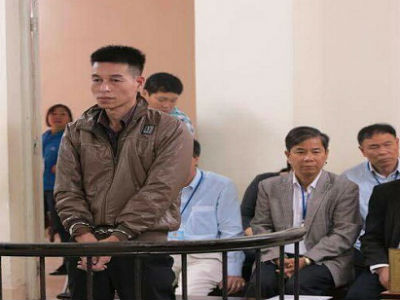 Bị cách chức vẫn xưng danh Giám đốc chiếm đoạt gần 2 tỷ đồng