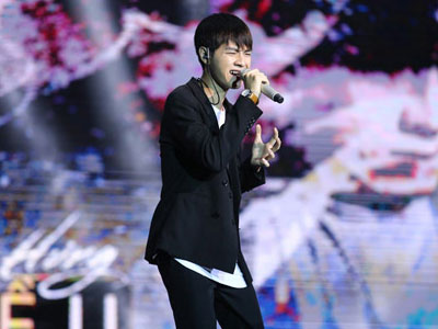 Cháu 7 đời của Cao Bá Quát tiếp tục "náo loạn" Sing my song