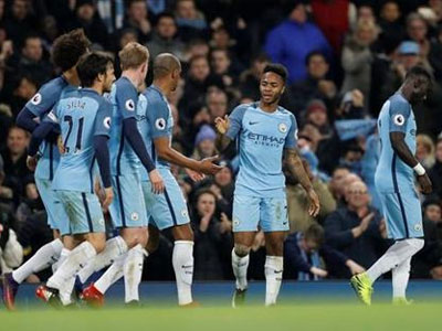 Pep thừa nhận Man City có thể sảy chân trước Hull