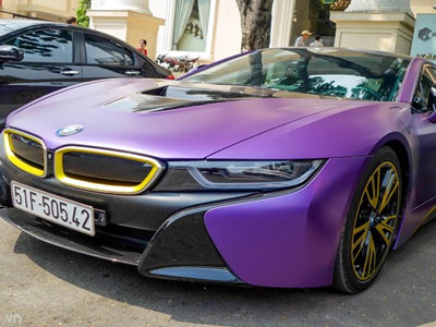 BMW i8 độ màu tím tại Sài Gòn