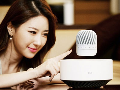 LG giới thiệu loa nghe nhạc "bay lơ lửng"