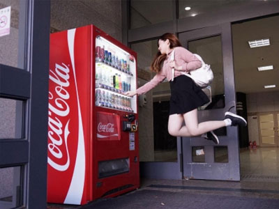 Bí quyết chụp ảnh "không trọng lượng" đẹp như giới trẻ Hàn