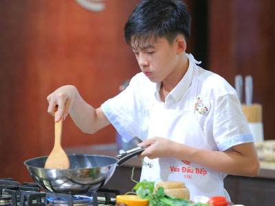 Đường tới ngôi Vua đầu bếp nhí của cậu bé 13 tuổi