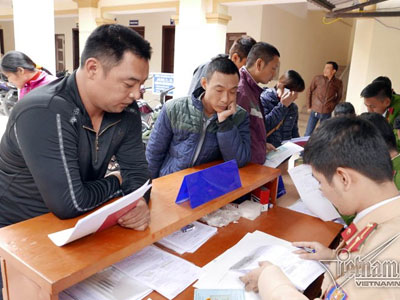 Từ 1/1/2017: Người dân tự tìm chủ cũ khi sang tên xe máy