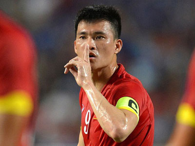 Vụ 6 cầu thủ ra đường: "Công Vinh làm như thế là quá ác với chúng tôi"