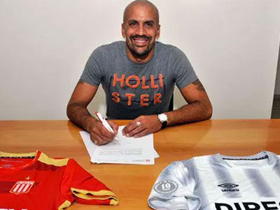 Juan Veron trở lại chơi bóng ở tuổi 41