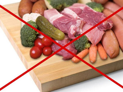Nếu bạn còn tiếp tục dùng thớt kiểu này thì không khéo gặp họa có ngày