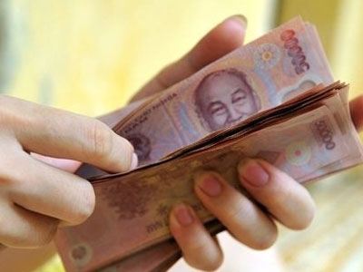 Chi 200 ngàn đồng/ngày cho 5 người mà vợ vẫn bị chồng bỉ bai trách móc là tiêu quá nhiều