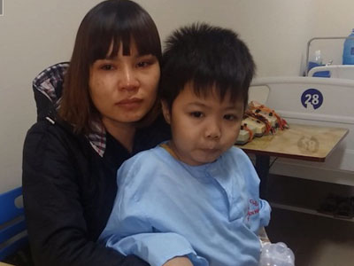 Người mẹ quyết bán tim gom đủ 600 triệu cứu con bất ngờ thay đổi ý định