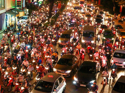 Cửa ngõ sân bay Tân Sơn Nhất kẹt cứng ngày cận Tết