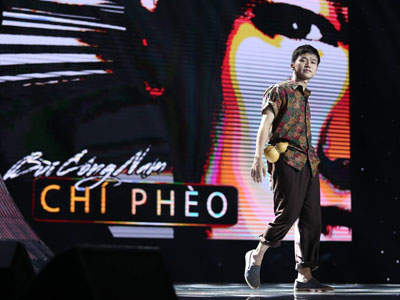 Điều ít biết về “chàng Chí Phèo” gây náo loạn Sing my song