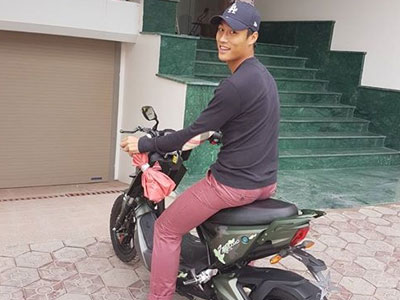 Kỳ Hân khoe món quà sinh nhật tặng Mạc Hồng Quân