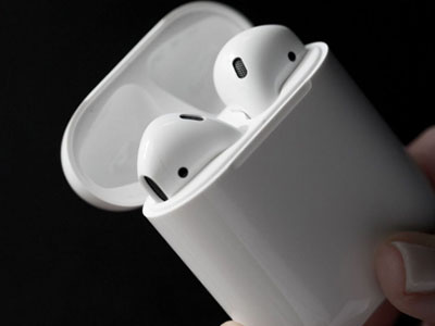 Vỏ sạc AirPods bị tố ngốn nhiều pin