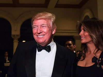 Bữa tiệc mừng năm mới tại "Nhà Trắng mùa đông" của Trump