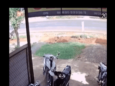 Clip: Pha lách xe và cái kết thương tâm của nam thanh niên chạy ẩu