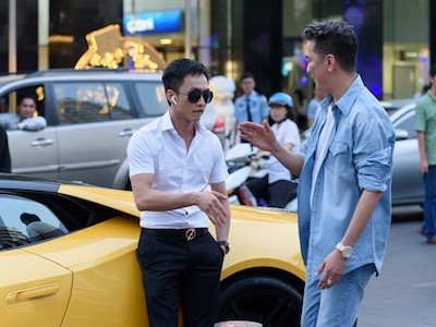 Cường Đô La đi siêu xe đến quay MV cùng Đàm Vĩnh Hưng