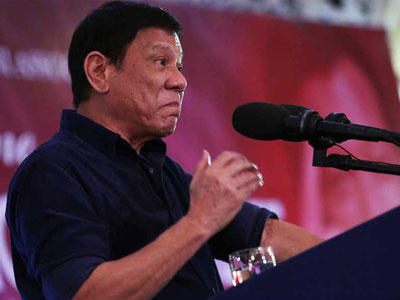 Tổng thống Philippines nói có "người nhà" trong hàng ngũ IS
