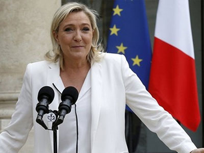 Marine Le Pen ủng hộ Pháp rút khỏi NATO và EU