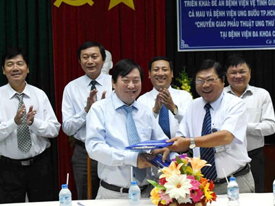 Bệnh viện nợ hơn 90 tỷ, giám đốc nghỉ việc có bất thường