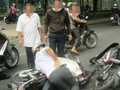 Cảnh giác chiêu thức cướp xe mới khi cận Tết