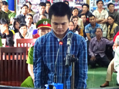 Nam thanh niên giết hàng xóm vì cho rằng bị chửi...ngu