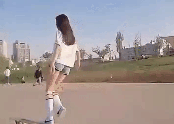 "Nữ thần trượt ván" nổi tiếng trong giới trẻ Hàn Quốc