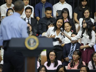 Suboi trong clip Obama 8 năm làm Tổng thống: "Tôi xúc động đến phát khóc"