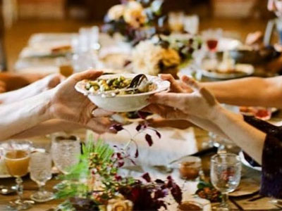 Dở khóc dở cười chuyện dâu, rể Tây ăn Tết Việt