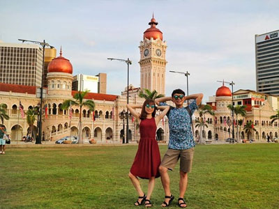 Bộ ảnh "muôn nơi một kiểu" của đôi trẻ thích du lịch