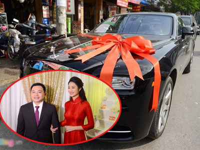 Đại gia tặng Rolls-Royce Ghost cho HH Thu Ngân trong đám hỏi