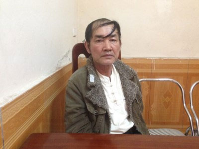 Đi ăn cưới tiện thể... trộm cắp