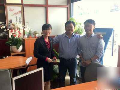 Dân mạng dè bỉu người đàn ông nhặt 3 triệu đồng ở bốt ATM tìm người trả lại, 2 ngày sau, sự thật mới sáng tỏ