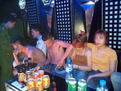 Đột kích quán Karaoke, phát hiện 31 đối tượng sử dụng ma túy