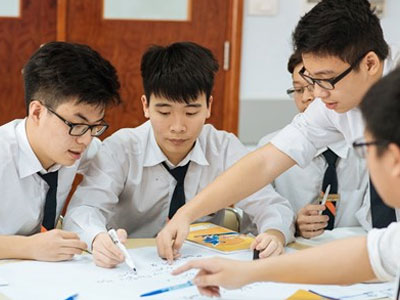 Học sinh lớp 11 - 12 chỉ còn học 5 môn, giáo viên thừa đi đâu?