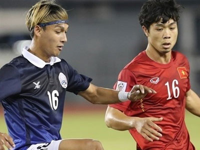 Việt Nam kém Thái Lan 10 bậc trên BXH FIFA tháng 1