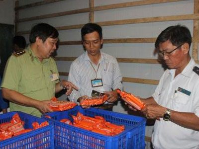 Vụ xúc xích Vietfoods: Chuyển công tác Đội trưởng Đội QLTT 14