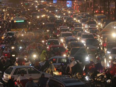 Được thưởng 200.000 USD chống ùn tắc, tôi làm công ích cho sông Tô Lịch