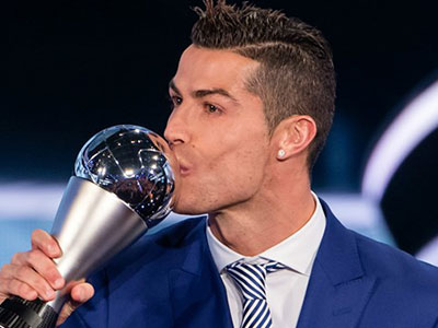 Ronaldo có thêm giải thưởng trong năm 2017