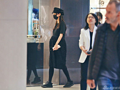 Angelababy sang Hong Kong chuẩn bị sinh con
