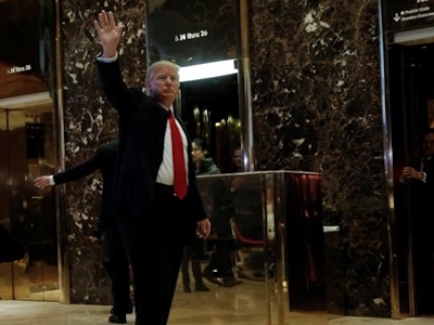 Trump tuyên bố có thể bỏ lệnh trừng phạt Nga