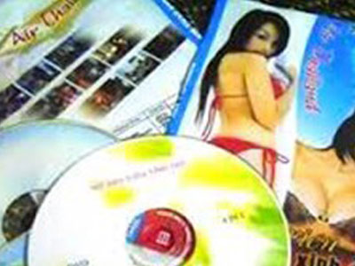 In cả kho đĩa sex, tổng giám đốc người nước ngoài lĩnh án