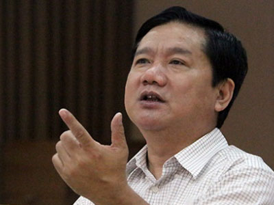 Ông Đinh La Thăng: "Một người về 10 người đón làm sao sân bay không quá tải"