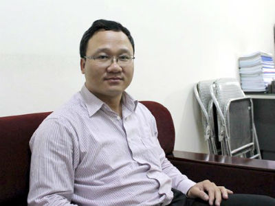 Ông Khuất Việt Hùng khuyến cáo người đi đường nhường nhịn nhau