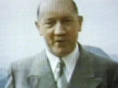 Cựu nhân viên CIA tung bằng chứng Hitler giả chết bỏ trốn