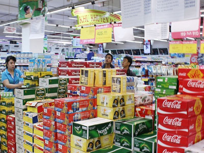 Sắp Tết giá bia lại “nhảy múa”, khan hàng