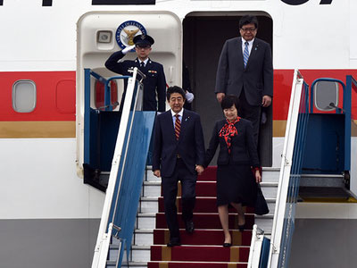 Thủ tướng Nhật Bản Shinzo Abe đến Hà Nội