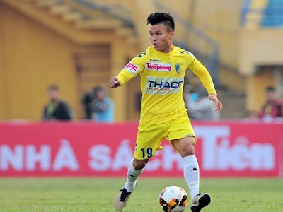 Cầu thủ tuyển Việt Nam bắt nhịp chậm ở V.League 2017